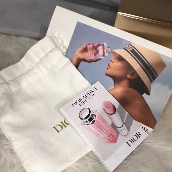Dior Prestige Exceptional Cotton Pads w/ Perfume & Lip Samples and Dust Bag - Picture 6 of 12